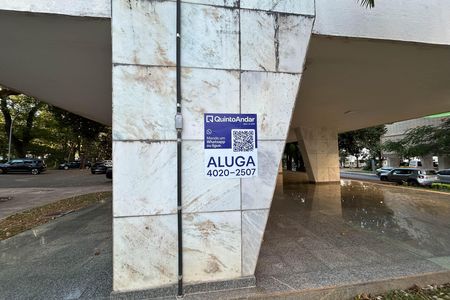 Apartamento para alugar com 98m², 3 quartos e sem vaga Apartamento para alugar com 98m², 3 quartos e sem vagaPlaca