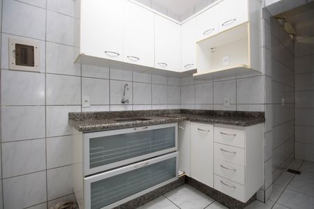 Apartamento para alugar com 98m², 3 quartos e sem vaga Apartamento para alugar com 98m², 3 quartos e sem vagaCozinha e Área de Serviço