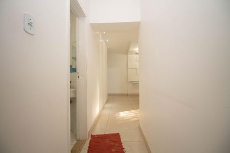 Apartamento para alugar com 98m², 3 quartos e sem vaga Apartamento para alugar com 98m², 3 quartos e sem vagaCorredor