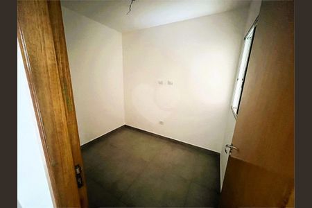 Casa à venda com 3 quartos, 100m² em Vila Tiradentes, São Paulo