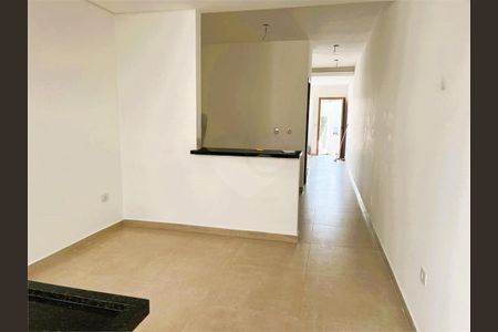 Casa à venda com 3 quartos, 100m² em Vila Tiradentes, São Paulo