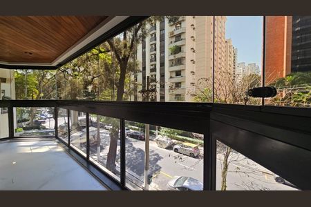 Apartamento à venda com 158m², 3 quartos e 3 vagas