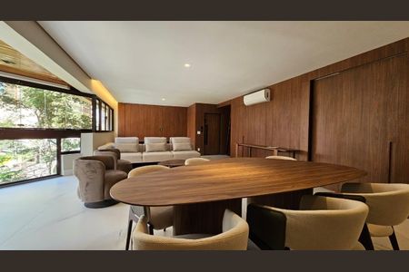 Apartamento à venda com 158m², 3 quartos e 3 vagas