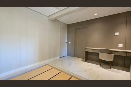 Apartamento à venda com 3 quartos, 158m² em Vila Nova Conceição, São Paulo