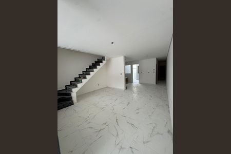 Casa à venda com 3 quartos, 147m² em Vila Camilópolis, Santo André