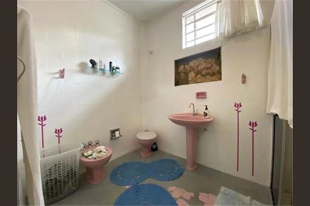 Casa à venda com 390m², 5 quartos e 5 vagas