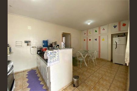 Casa à venda com 390m², 5 quartos e 5 vagas