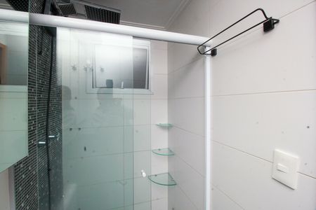 Apartamento à venda com 96m², 3 quartos e 2 vagas Apartamento à venda com 96m², 3 quartos e 2 vagasBanheiro da Suíte