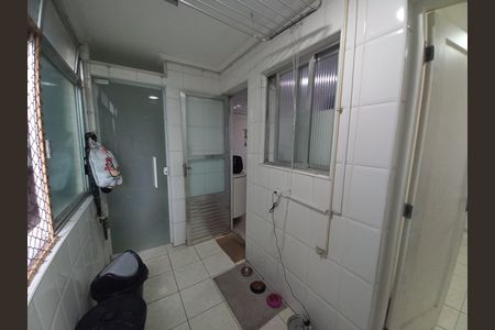 Apartamento para alugar com 140m², 4 quartos e 1 vaga Apartamento para alugar com 140m², 4 quartos e 1 vagaÁrea de Serviço
