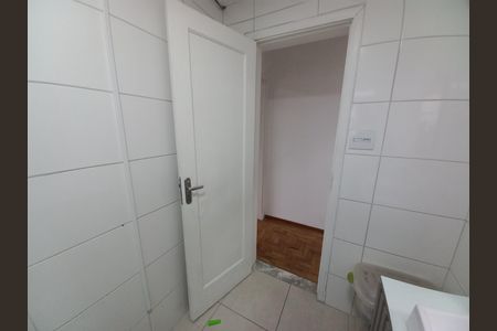 Apartamento para alugar com 140m², 4 quartos e 1 vaga Apartamento para alugar com 140m², 4 quartos e 1 vagaBanheiro 1