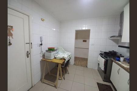 Apartamento para alugar com 140m², 4 quartos e 1 vaga Apartamento para alugar com 140m², 4 quartos e 1 vagaCozinha