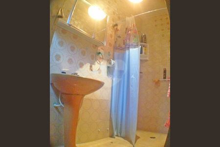 Casa à venda com 180m², 3 quartos e 2 vagas
