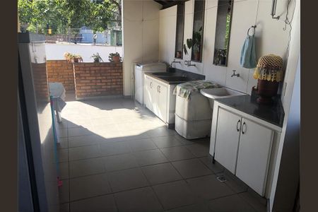 Casa à venda com 415m², 4 quartos e 10 vagas