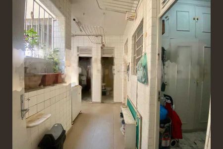Apartamento à venda com 230m², 4 quartos e 1 vaga