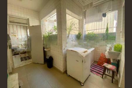 Apartamento à venda com 230m², 4 quartos e 1 vaga