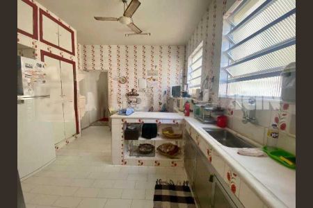 Apartamento à venda com 230m², 4 quartos e 1 vaga