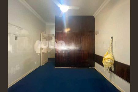 Apartamento à venda com 230m², 4 quartos e 1 vaga