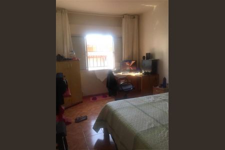Casa à venda com 105m², 3 quartos e 3 vagas