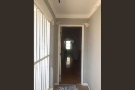 Casa à venda com 105m², 3 quartos e 3 vagas