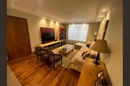 Casa à venda com 150m², 3 quartos e 2 vagas