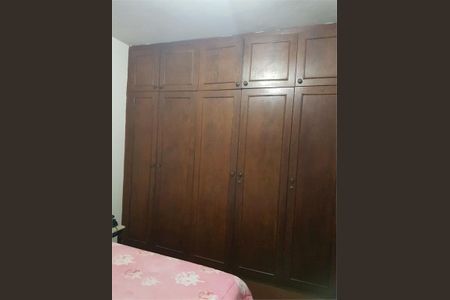 Casa à venda com 4 quartos, 250m² em Álvaro Camargos, Belo Horizonte