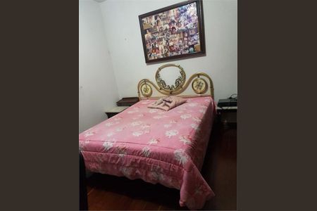 Casa à venda com 4 quartos, 250m² em Álvaro Camargos, Belo Horizonte
