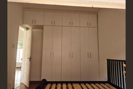 Casa à venda com 2 quartos, 130m² em Campo Belo, São Paulo