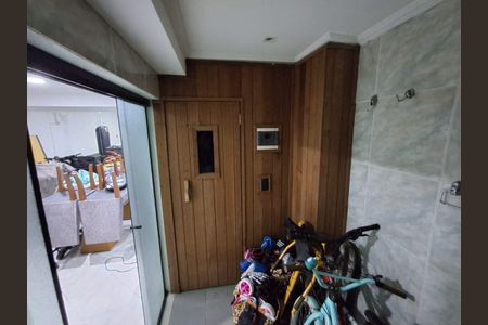 Casa à venda com 164m², 3 quartos e 2 vagas