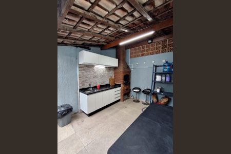 Casa à venda com 164m², 3 quartos e 2 vagas
