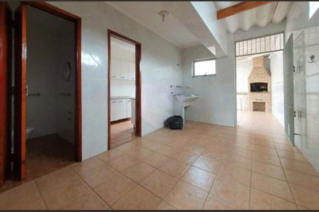 Casa à venda com 3 quartos, 150m² em Sacoma, São Paulo