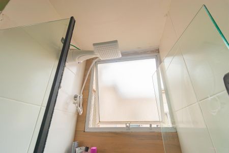 Apartamento à venda com 41m², 2 quartos e 1 vaga Apartamento à venda com 41m², 2 quartos e 1 vagaBanheiro