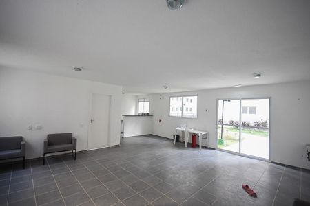 Apartamento à venda com 43m², 2 quartos e sem vaga Apartamento à venda com 43m², 2 quartos e sem vagaSalão de Festa