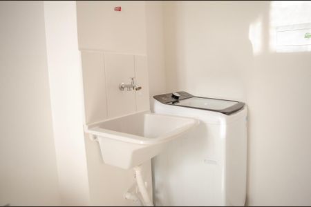 Apartamento à venda com 3 quartos, 61m² em Fazenda Crimeia Caveiras, Goiânia