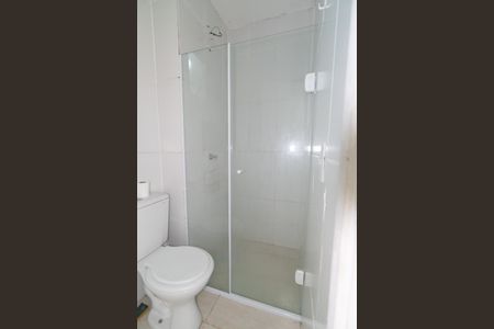 Banheiro de kitnet/studio para alugar com 1 quarto, 30m² em Vila Mira, São Paulo