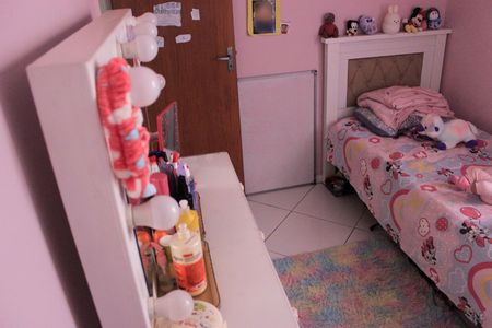 Apartamento à venda com 44m², 2 quartos e 1 vagaQuarto 2