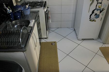 Apartamento à venda com 44m², 2 quartos e 1 vagaCozinha e lavanderia