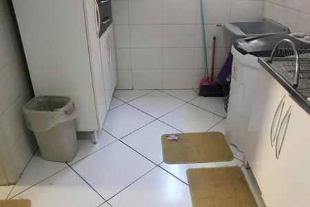 Apartamento à venda com 44m², 2 quartos e 1 vagaCozinha e lavanderia