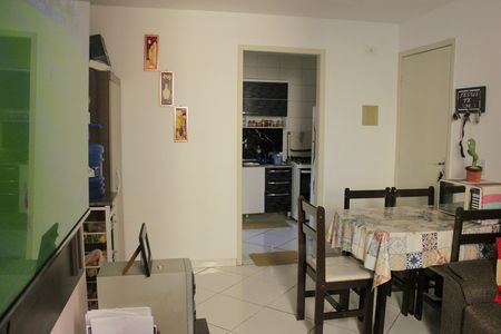 Sala de apartamento à venda com 2 quartos, 44m² em Vila Galvão, Guarulhos