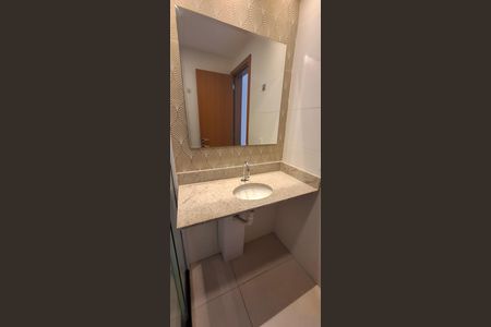Apartamento para alugar com 55m², 2 quartos e 1 vaga Apartamento para alugar com 55m², 2 quartos e 1 vagaBanheiro