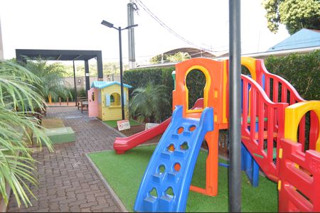 Apartamento para alugar com 55m², 2 quartos e 1 vagaÁrea comum - Playground