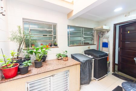 Casa à venda com 185m², 3 quartos e 2 vagas