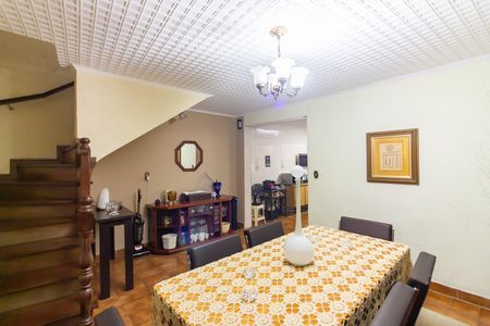 Casa à venda com 185m², 3 quartos e 2 vagas