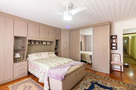Casa à venda com 185m², 3 quartos e 2 vagas