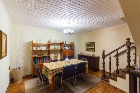Casa à venda com 185m², 3 quartos e 2 vagas