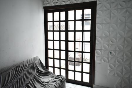 Casa para alugar com 120m², 2 quartos e 2 vagasSala tv