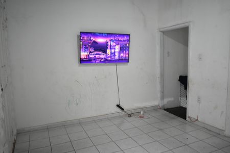 Casa para alugar com 120m², 2 quartos e 2 vagasSala tv