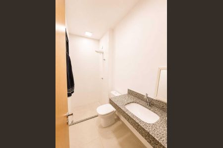 Casa de condomínio para alugar com 161m², 3 quartos e 4 vagas Casa de condomínio para alugar com 161m², 3 quartos e 4 vagasBanheiro