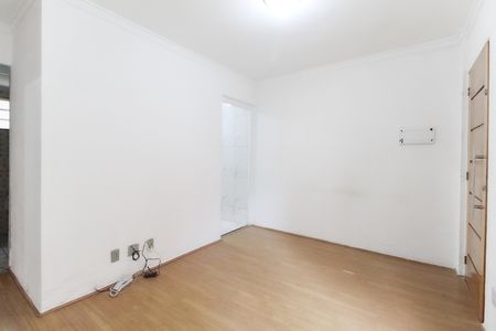 Sala de apartamento para alugar com 2 quartos, 52m² em Conjunto Habitacional Castro Alves, São Paulo