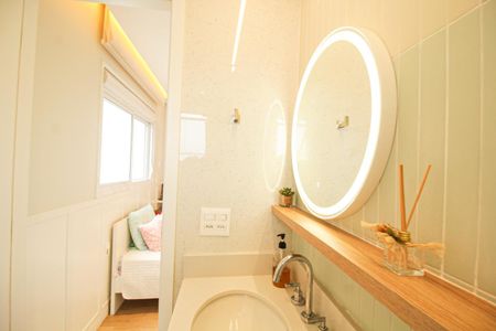 Apartamento à venda com 136m², 4 quartos e 2 vagas Apartamento à venda com 136m², 4 quartos e 2 vagasBanheiro da Suíte 2