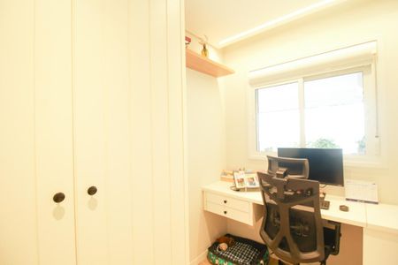 Apartamento à venda com 136m², 4 quartos e 2 vagas Apartamento à venda com 136m², 4 quartos e 2 vagasQuarto 4